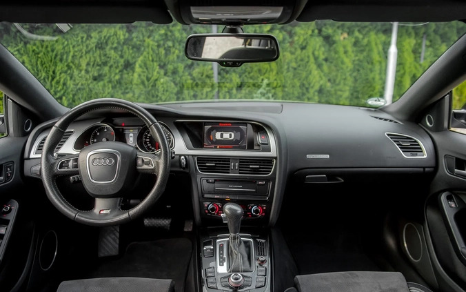 Audi A5 cena 52900 przebieg: 270000, rok produkcji 2011 z Radom małe 631